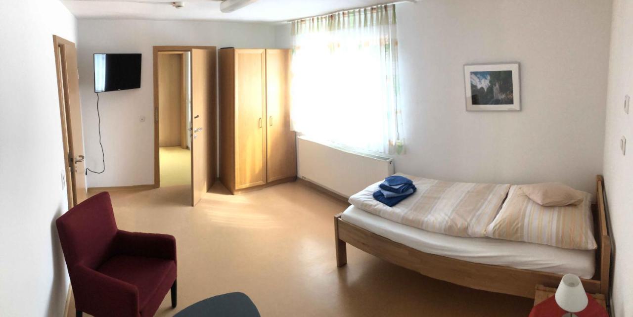 Personalwohnheim Altenpflege Foditsch Sankt Johann  Buitenkant foto